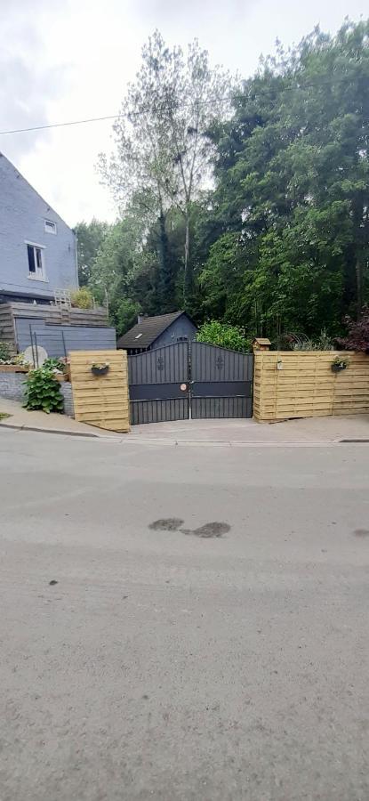 La P'Tite Maison Charleroi Dış mekan fotoğraf